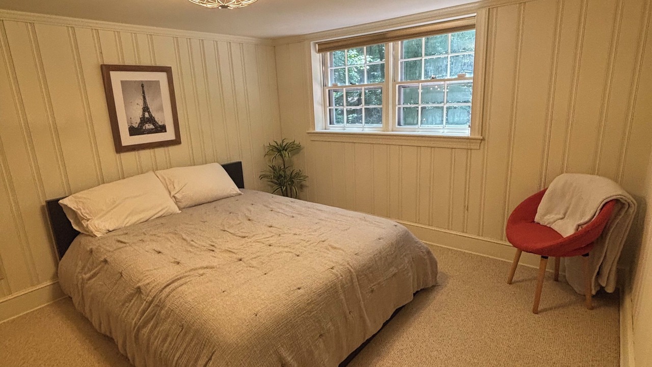 Photo of Bedroom in Chapel Hill