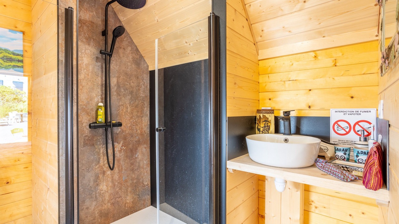 Photo of Bathroom in Saint-Michel-Mont-Mercure