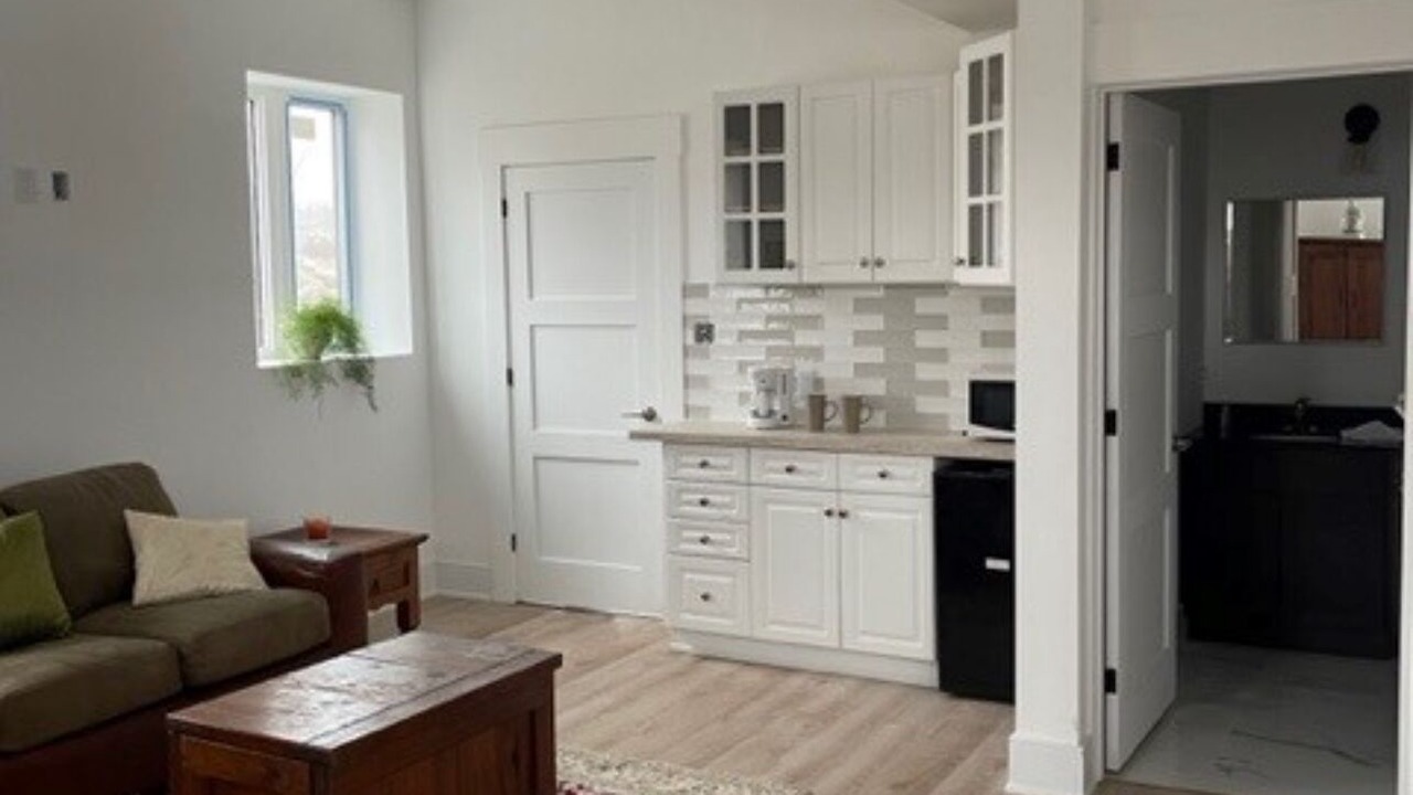 Photo of Livingroom in Milton