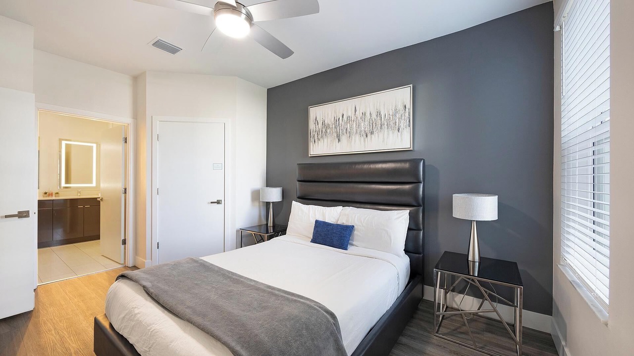 Photo of Bedroom in Port Tampa City