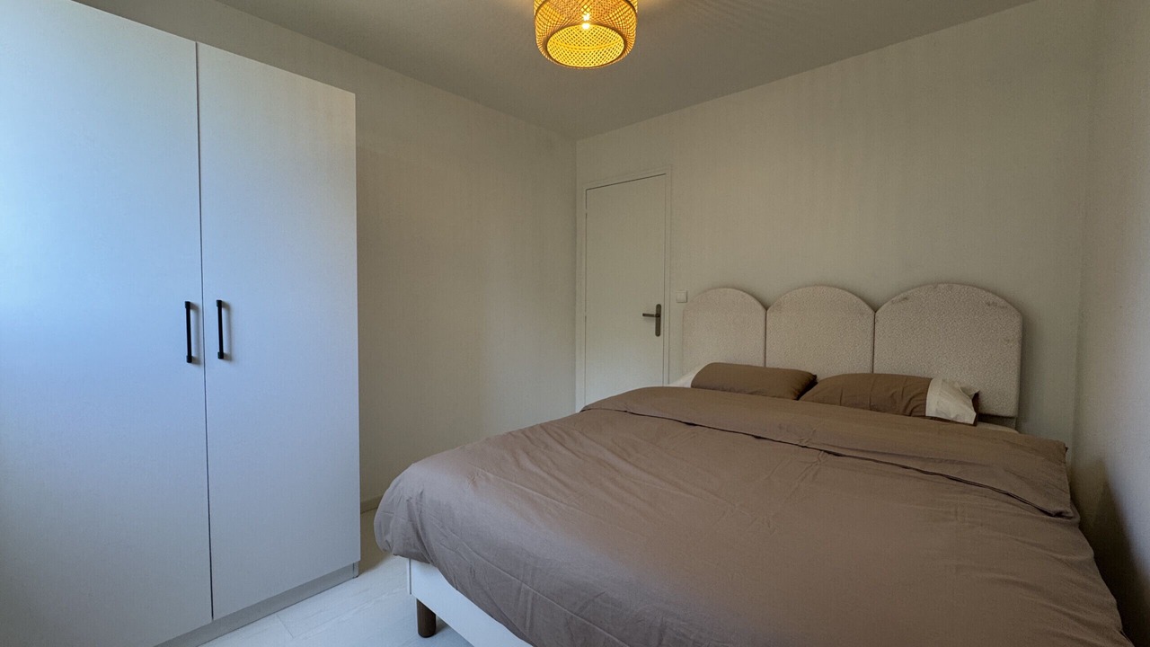 Photo of Bedroom in Ruaudin