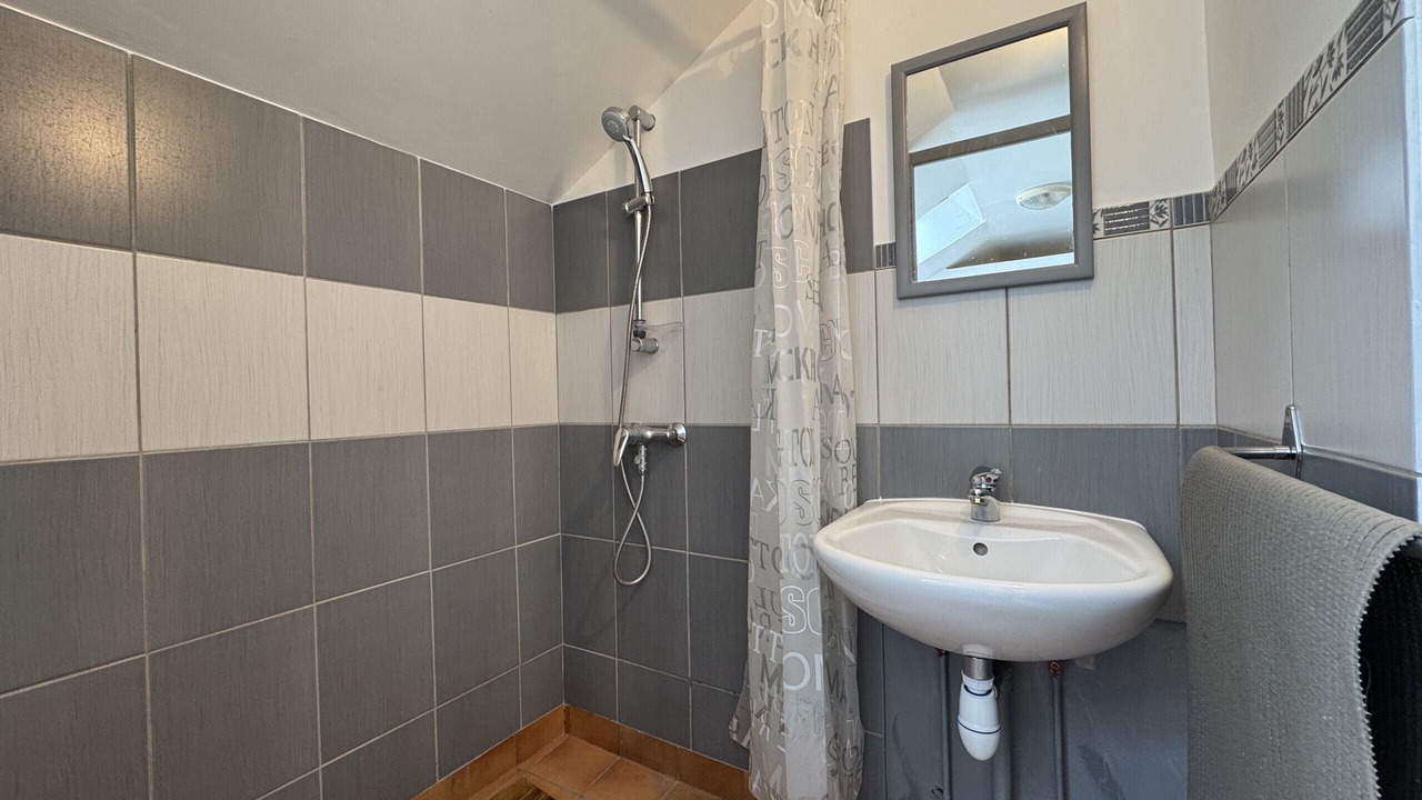 Photo of Bathroom in Ruaudin