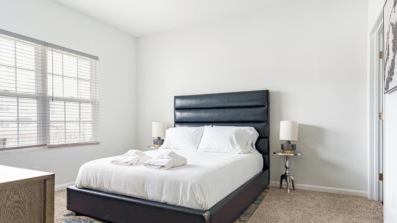 Photo of Bedroom in Bloomingdale