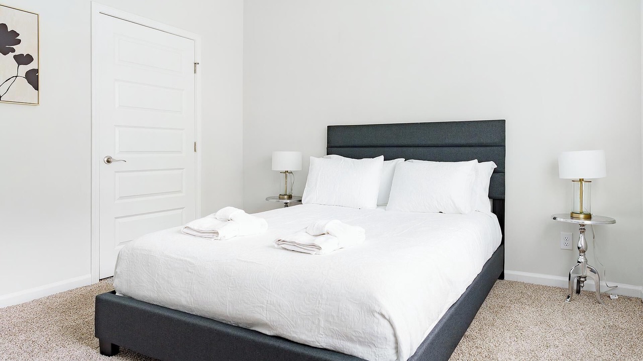 Photo of Bedroom in Bloomingdale