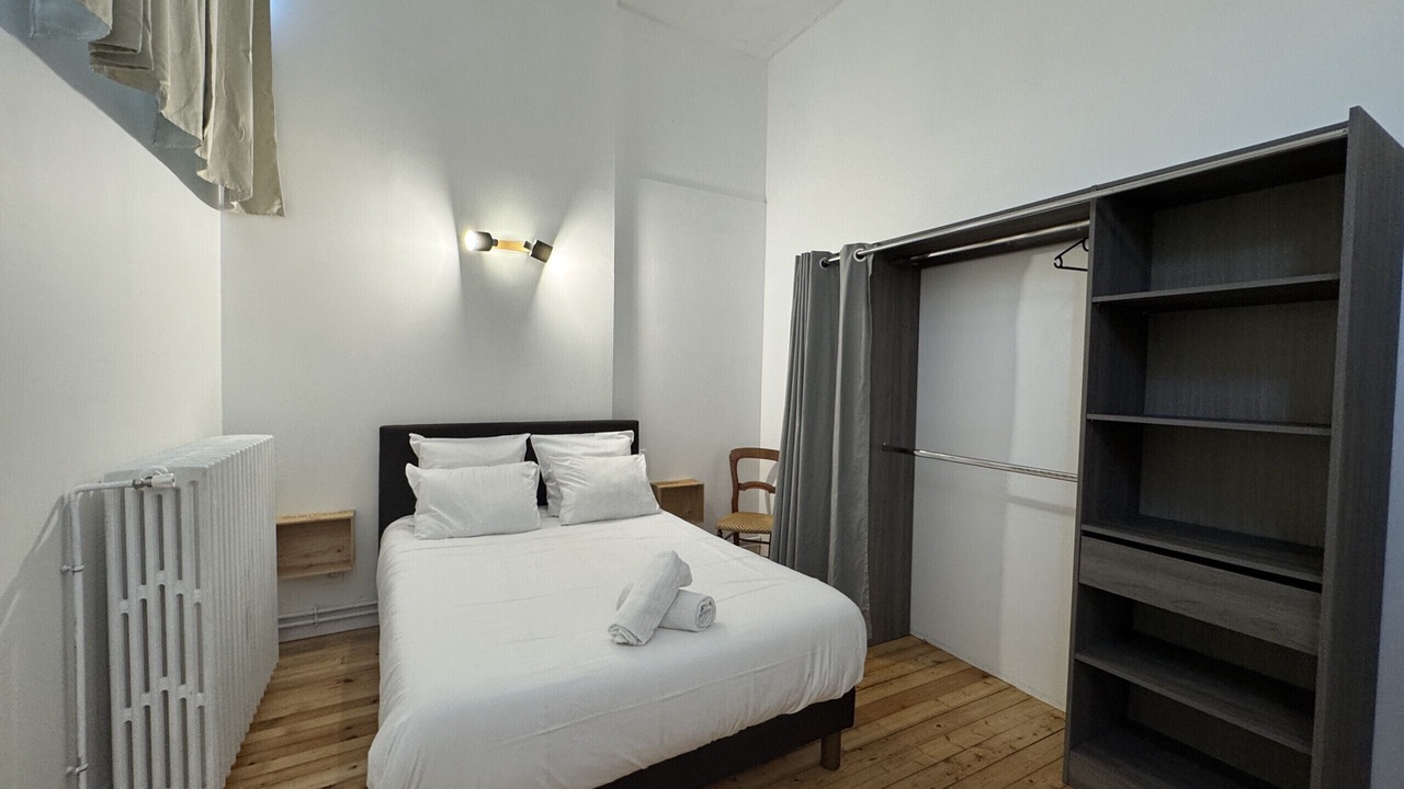 Photo of Bedroom in Le Mans
