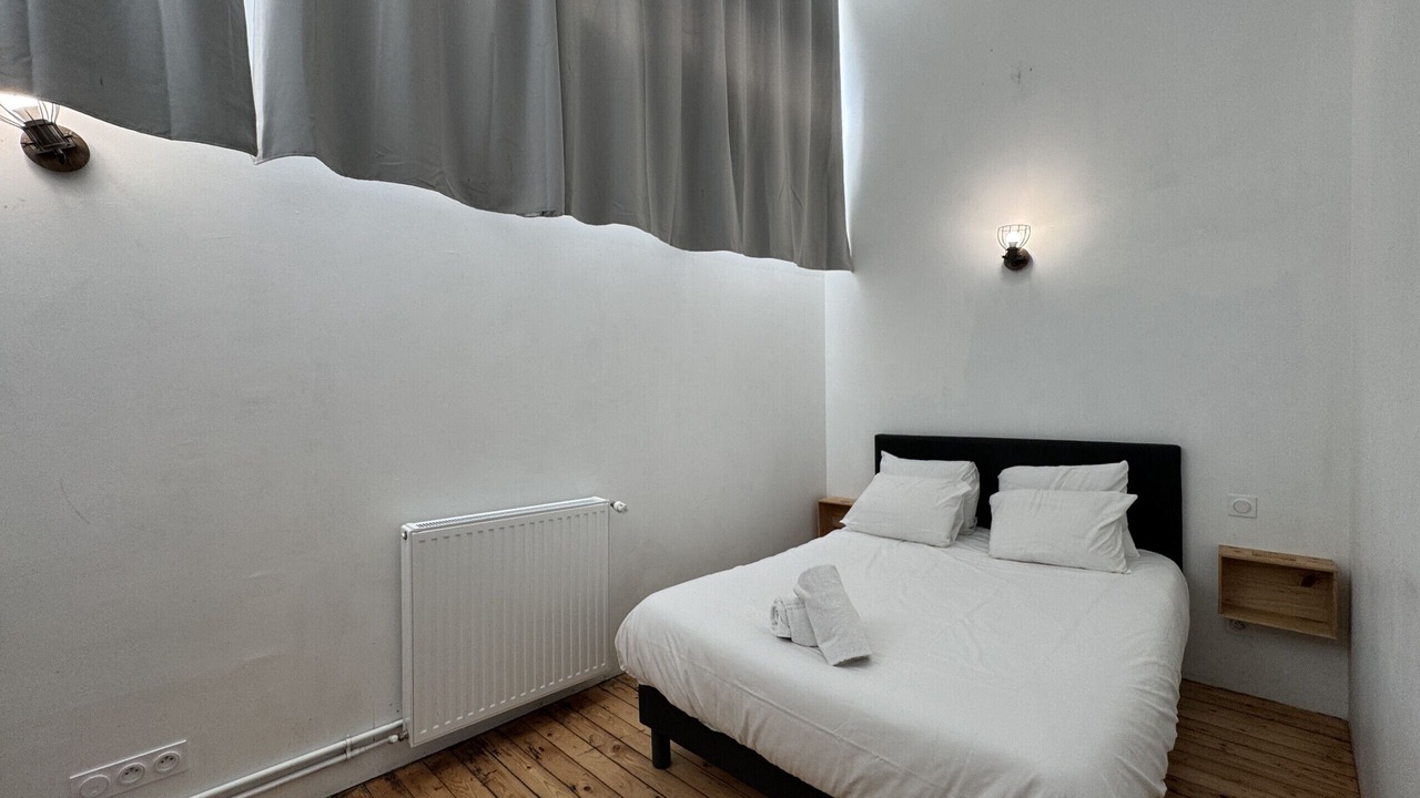 Photo of Bedroom in Le Mans