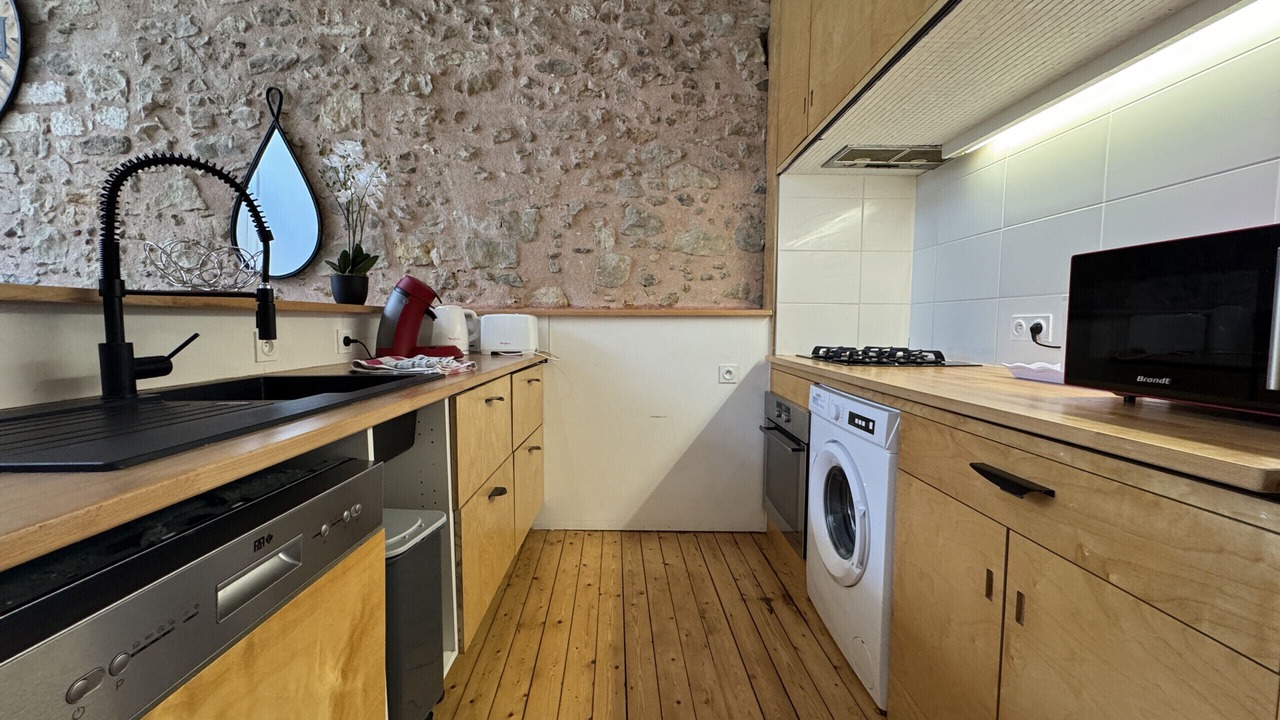 Photo of Kitchen in Le Mans