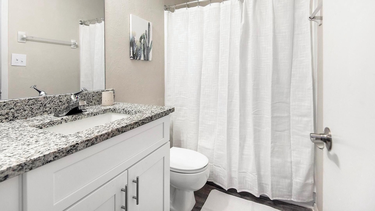 Photo of Bathroom in Cordova