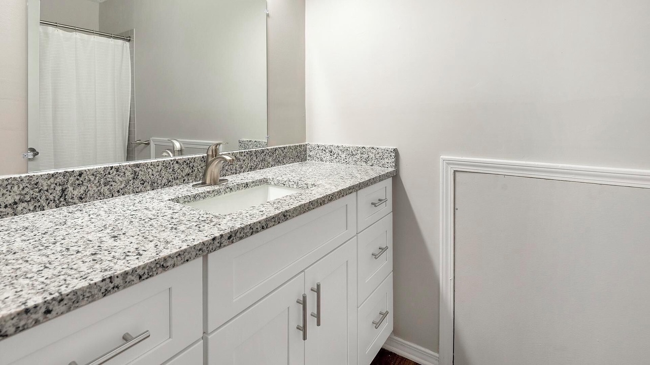 Photo of Bathroom in Cordova