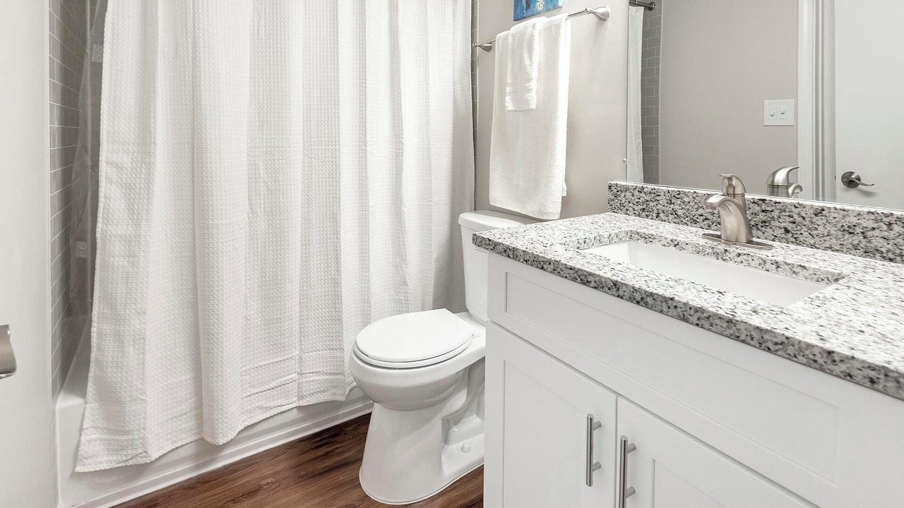 Photo of Bathroom in Cordova