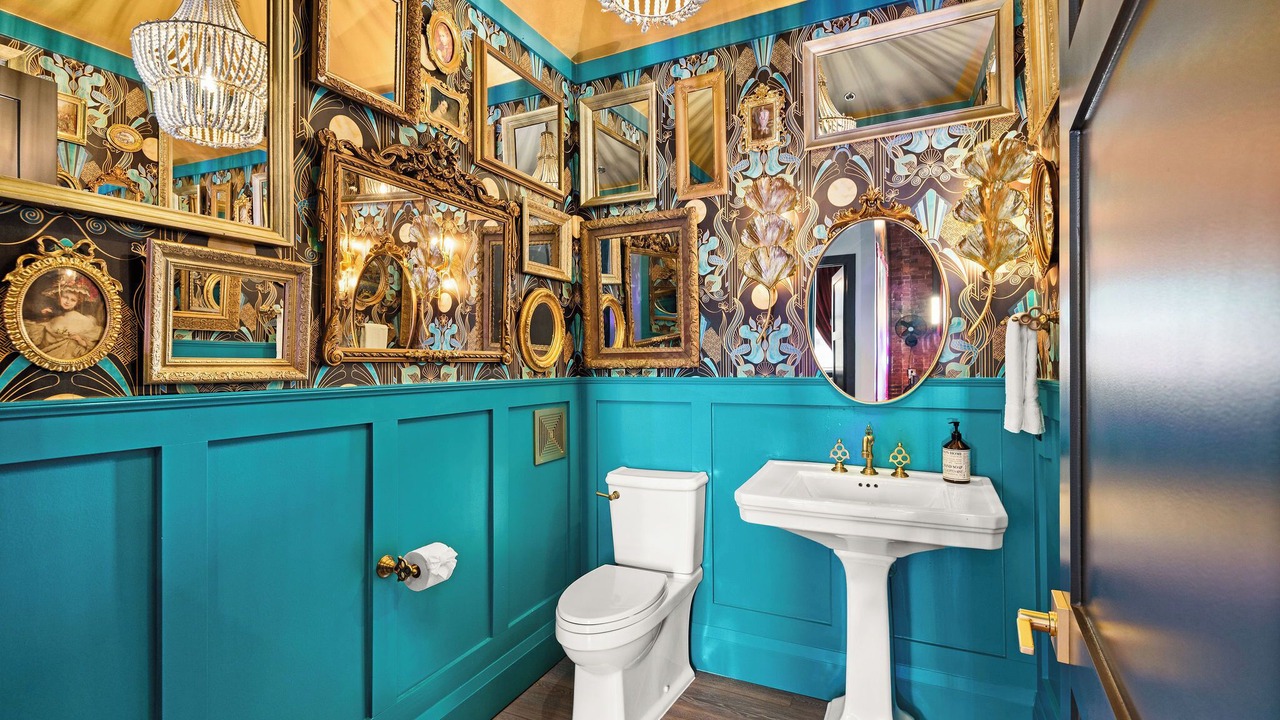 Photo of Bathroom in Downtown Nashville