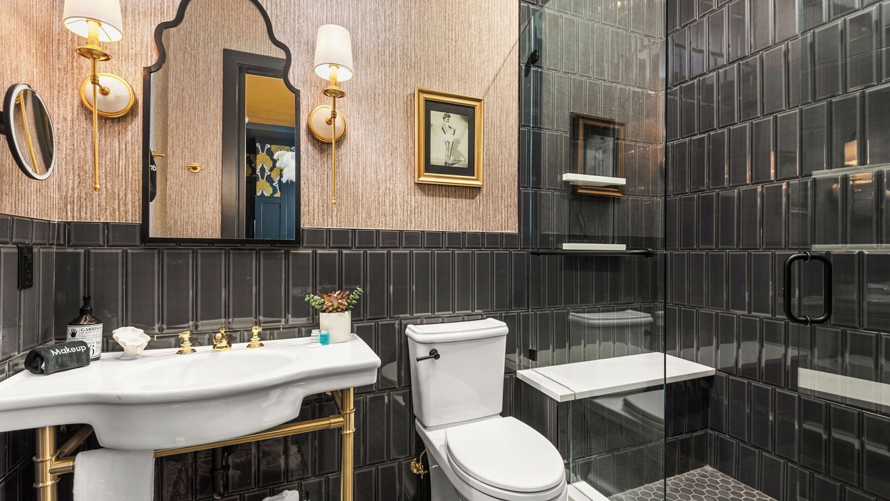 Photo of Bathroom in Downtown Nashville