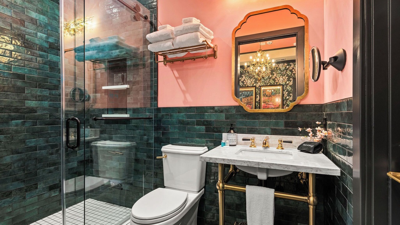 Photo of Bathroom in Downtown Nashville