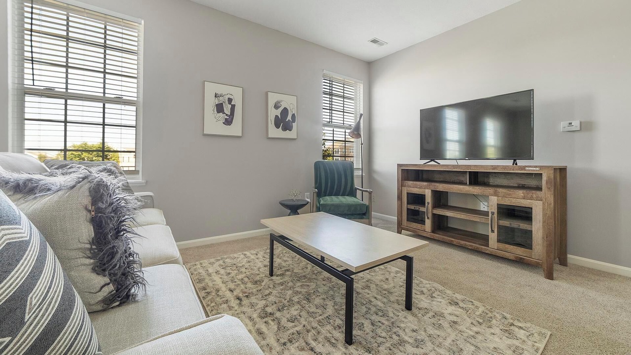 Photo of Livingroom in Canal Winchester