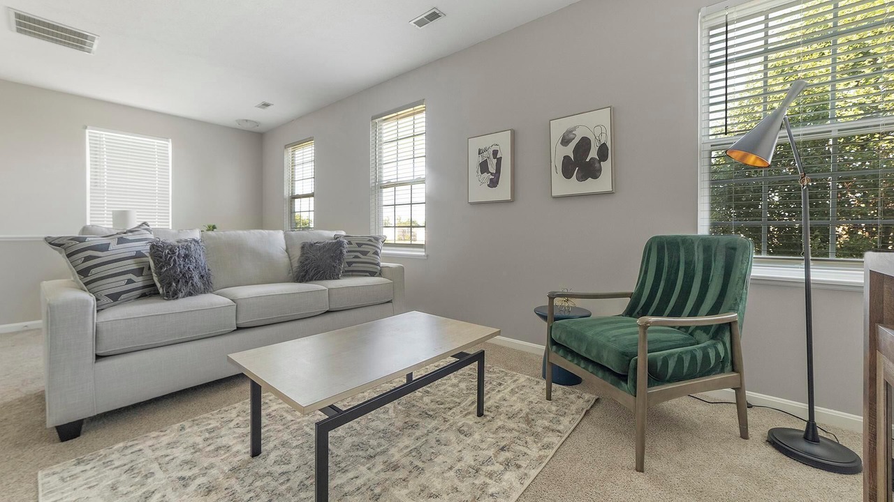 Photo of Livingroom in Canal Winchester