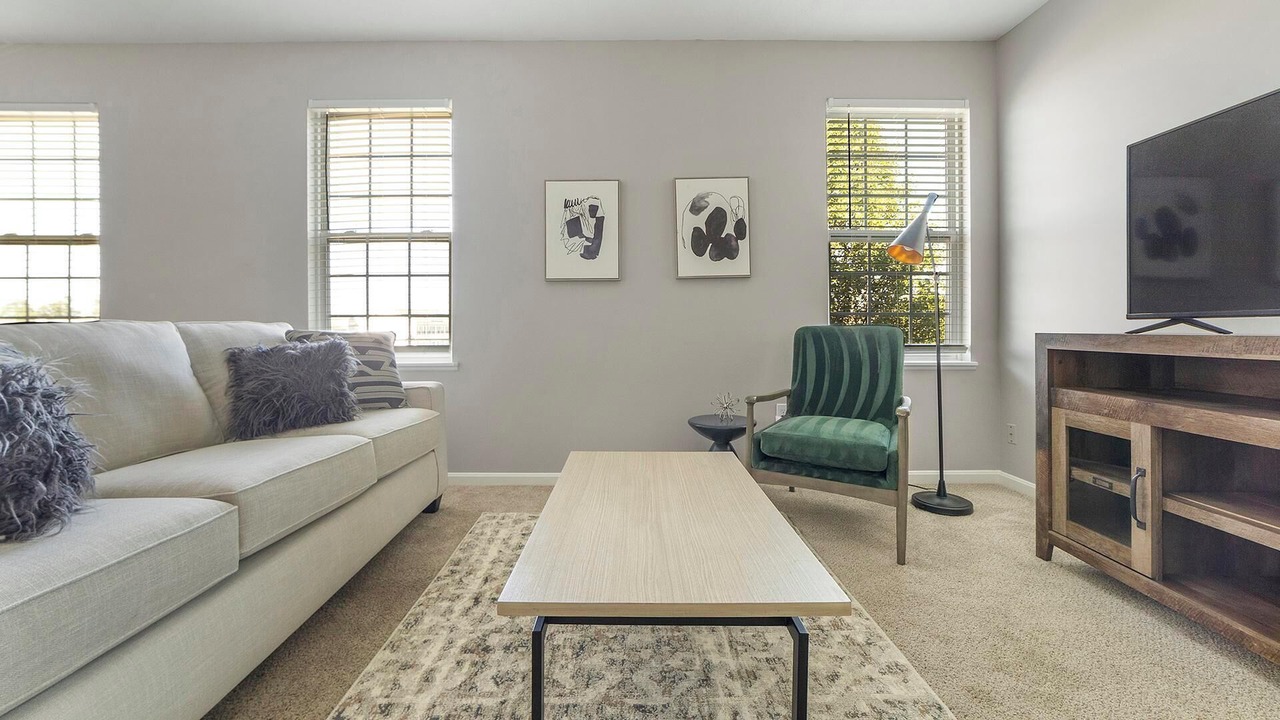 Photo of Livingroom in Canal Winchester