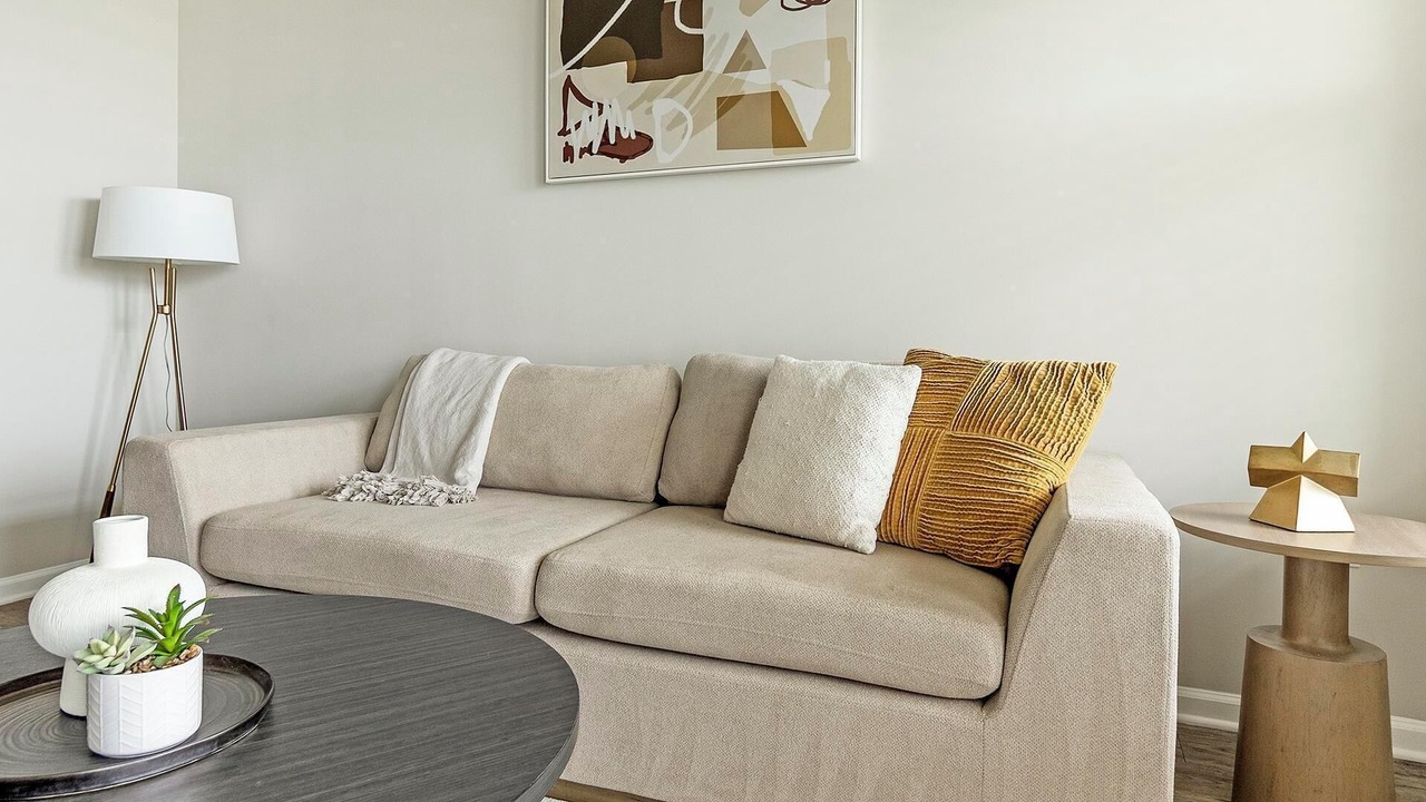 Photo of Livingroom in Land O' Lakes