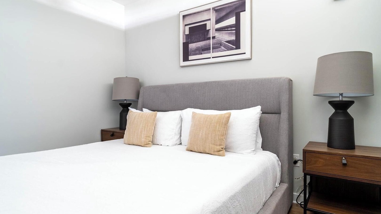 Photo of Bedroom in Downtown