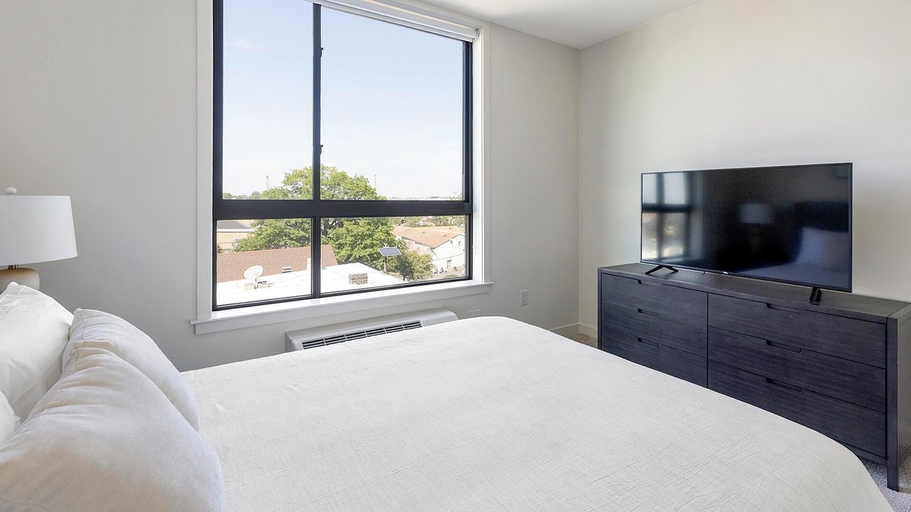 Photo of Bedroom in Carteret