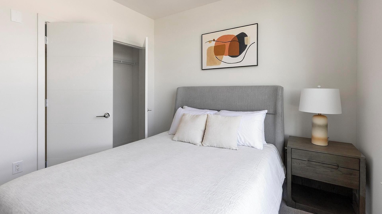 Photo of Bedroom in Carteret