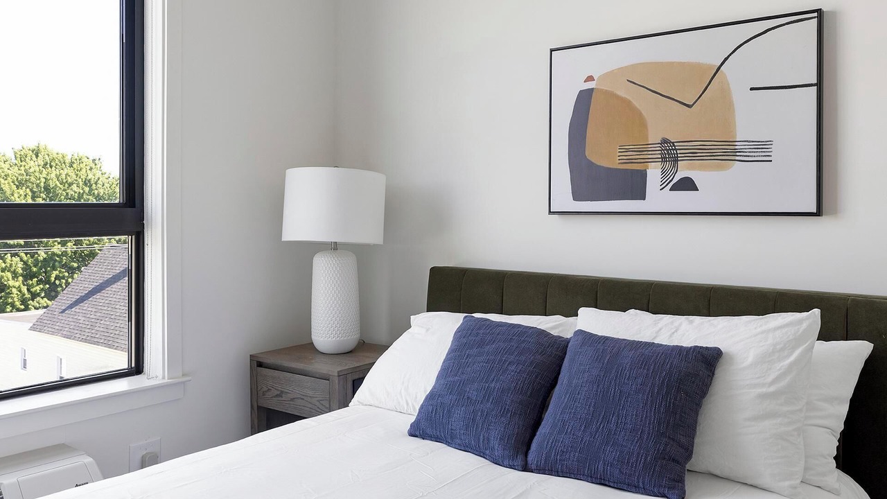 Photo of Bedroom in Carteret