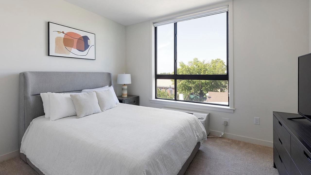 Photo of Bedroom in Carteret