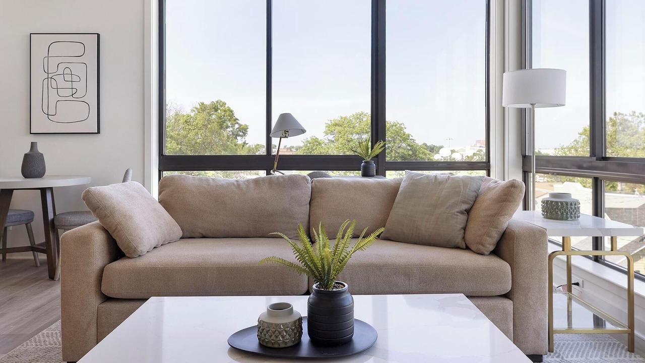 Photo of Livingroom in Carteret