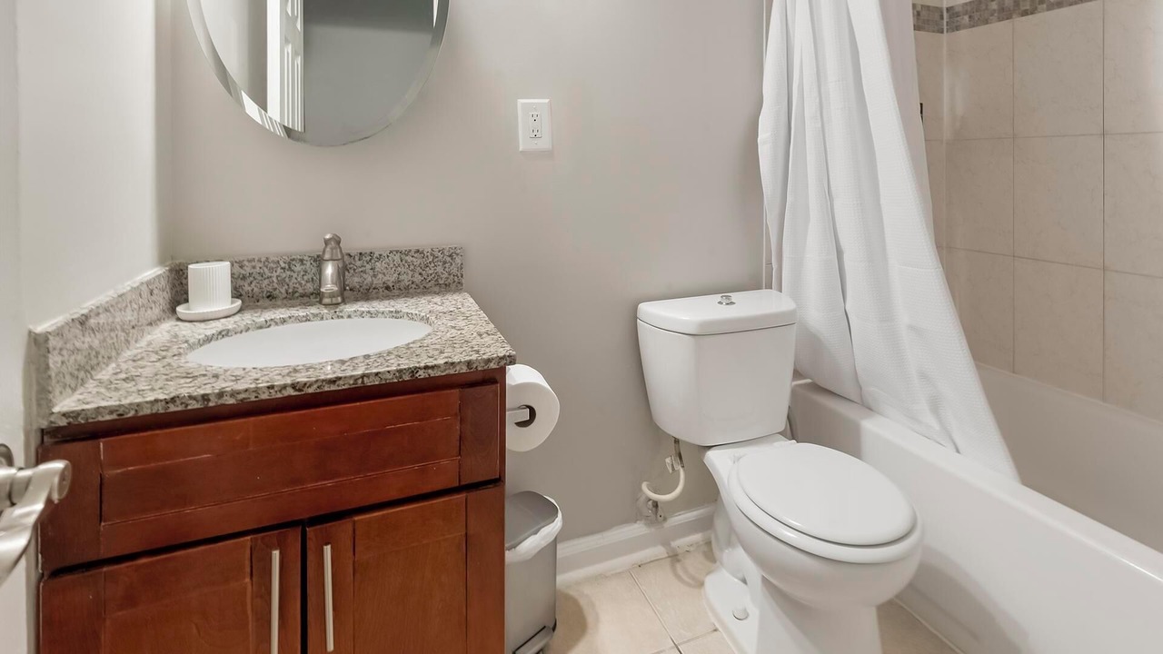 Photo of Bathroom in Greenbelt