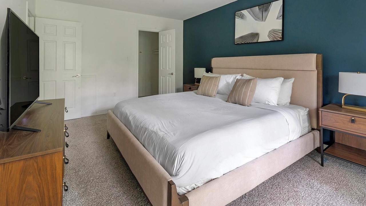 Photo of Bedroom in Greenbelt