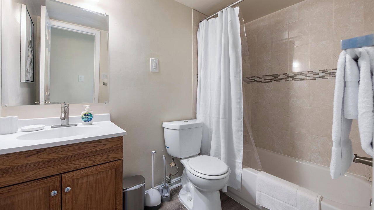 Photo of Bathroom in Greenbelt