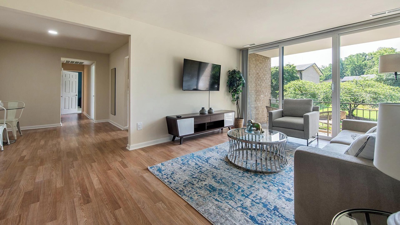 Photo of Livingroom in Greenbelt