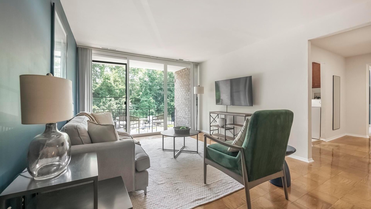 Photo of Livingroom in Greenbelt