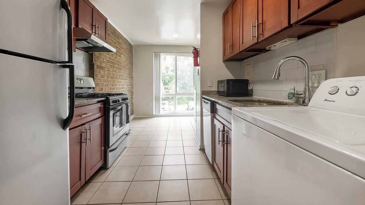 Photo of Kitchen in Greenbelt
