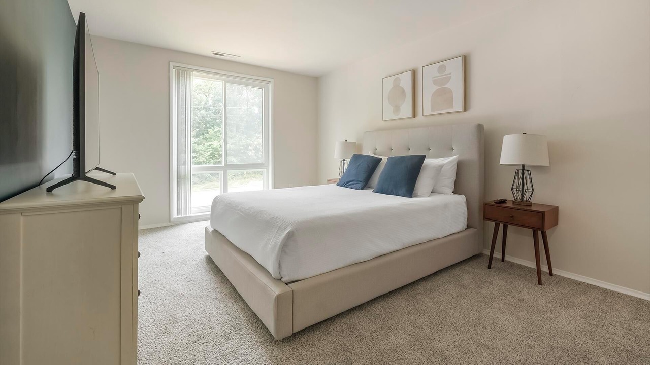 Photo of Bedroom in Greenbelt