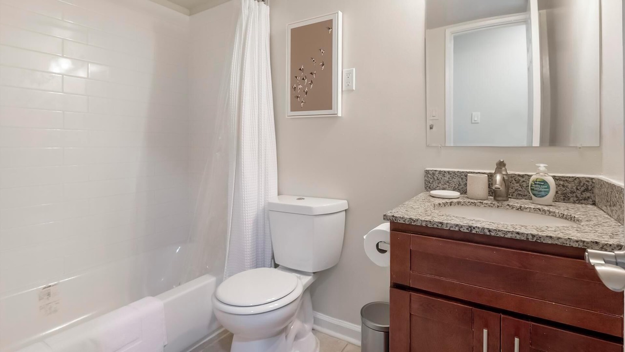 Photo of Bathroom in Greenbelt