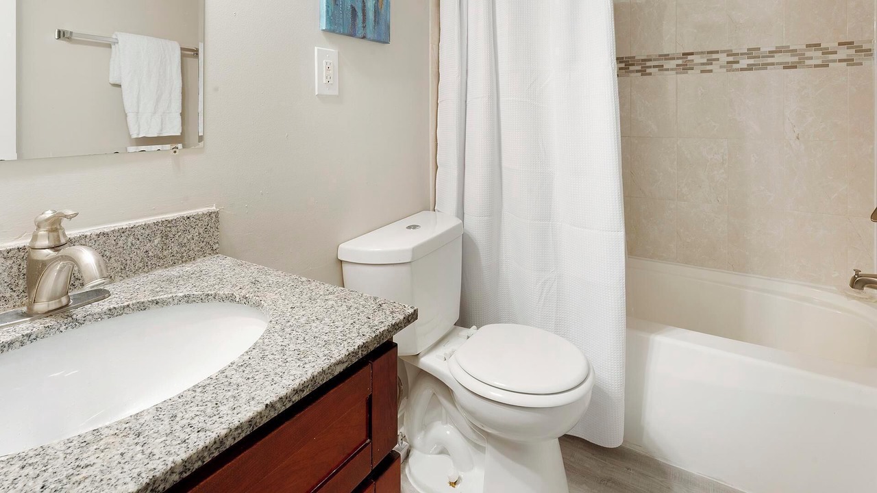 Photo of Bathroom in Greenbelt
