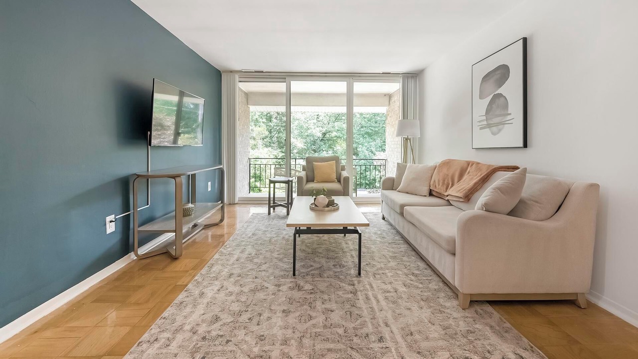 Photo of Livingroom in Greenbelt