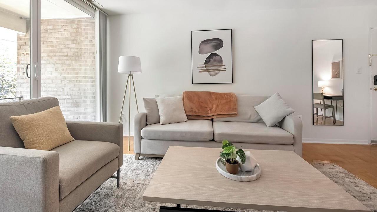 Photo of Livingroom in Greenbelt
