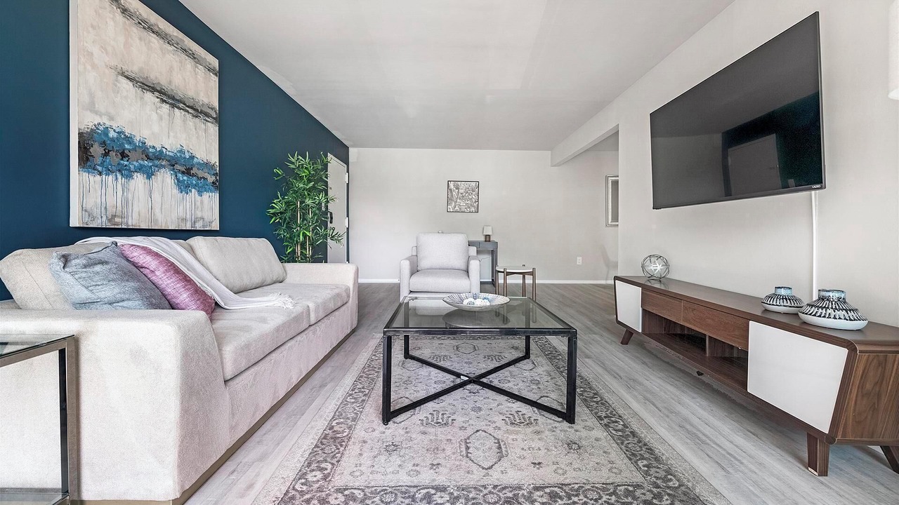 Photo of Livingroom in Greenbelt