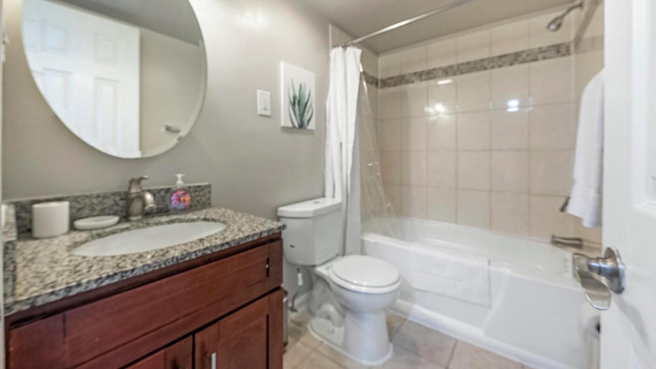 Photo of Bathroom in Greenbelt