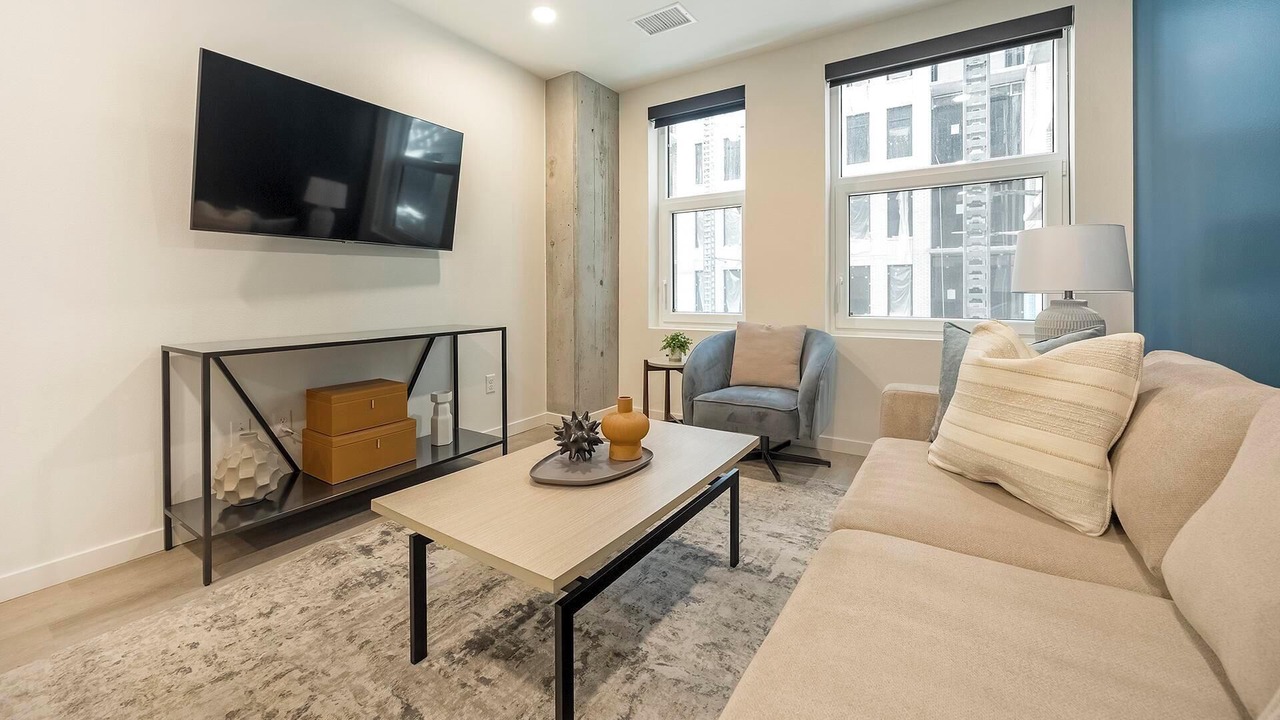 Photo of Livingroom in Civic Center
