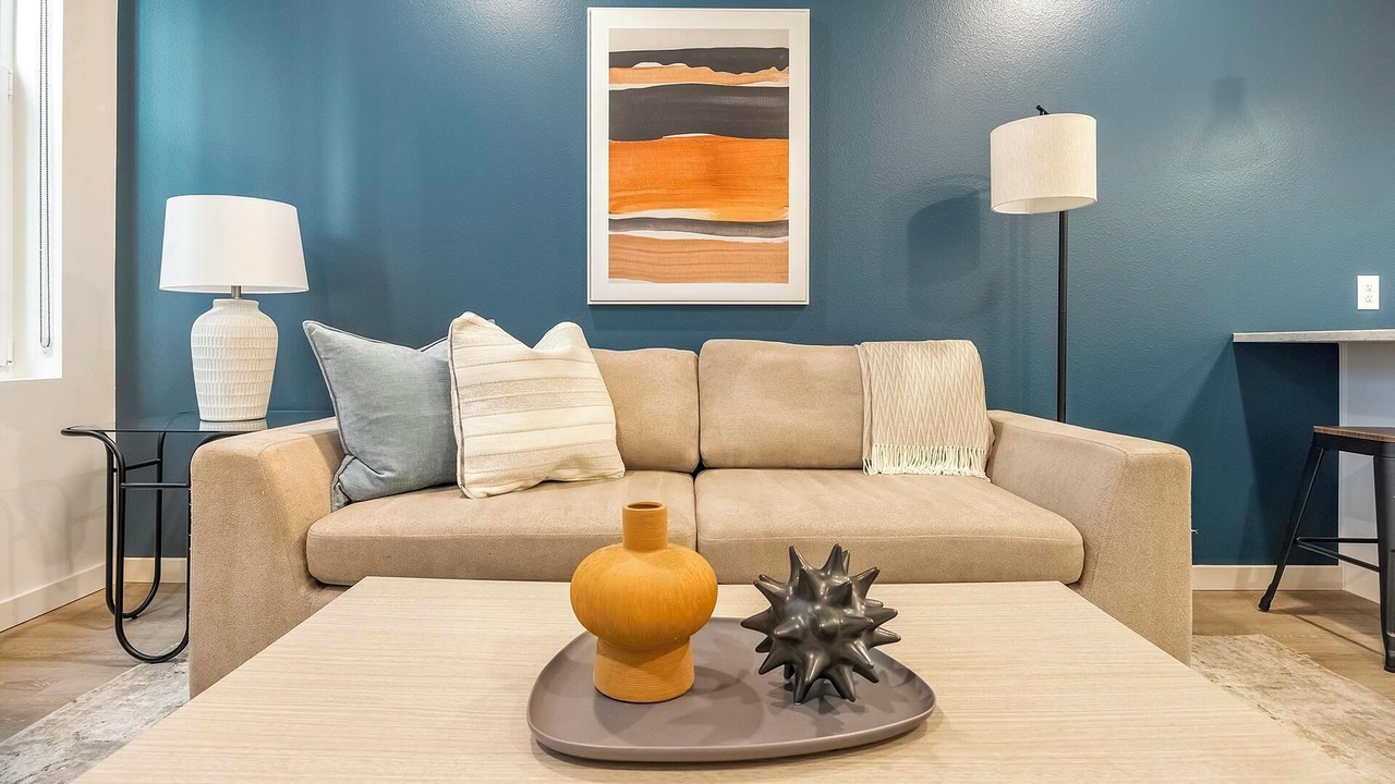 Photo of Livingroom in Civic Center