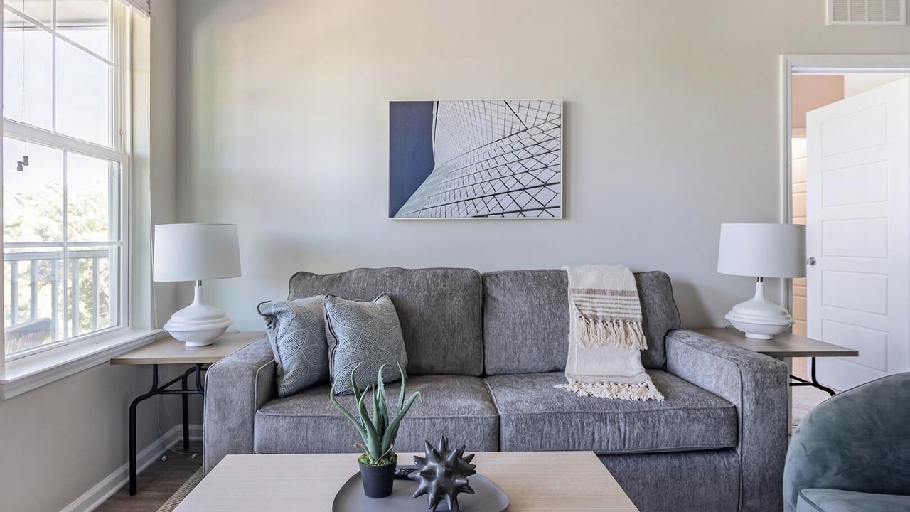 Photo of Livingroom in Land O' Lakes