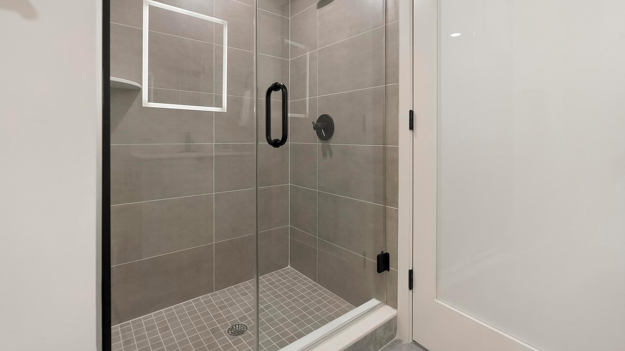 Photo of Bathroom in Norris Square