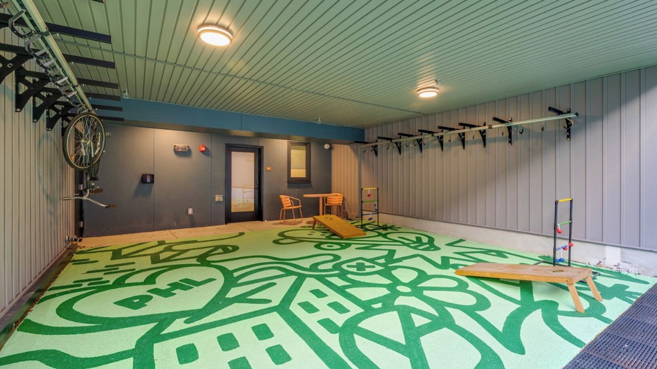 Photo of Others in Norris Square