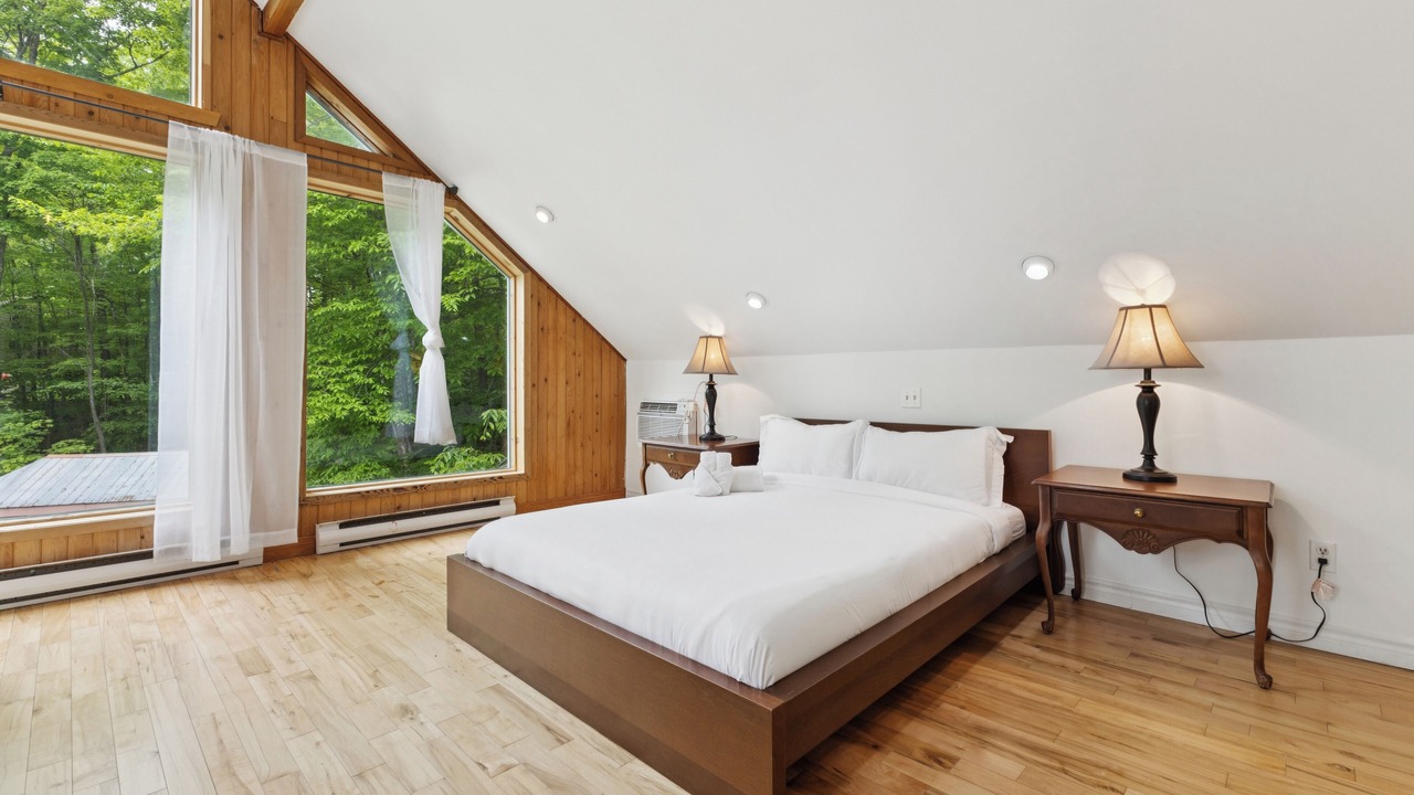 Photo of Bedroom in Argenteuil Regional County Municipality