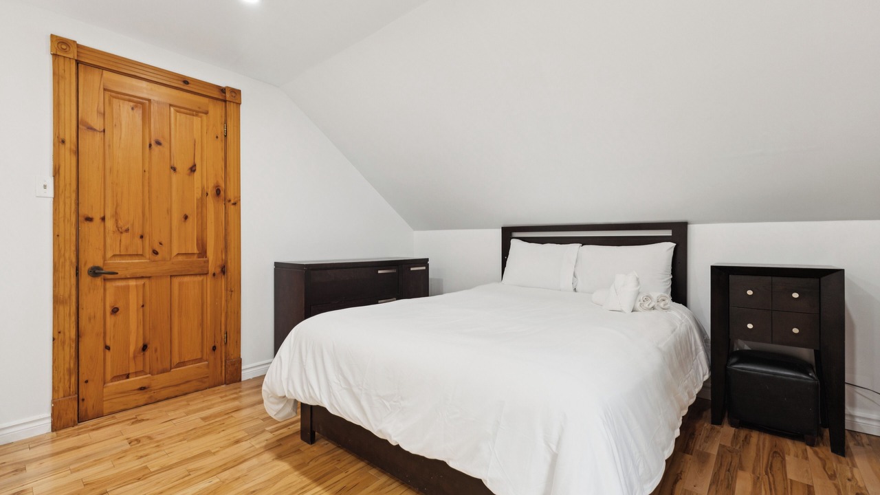 Photo of Bedroom in Argenteuil Regional County Municipality