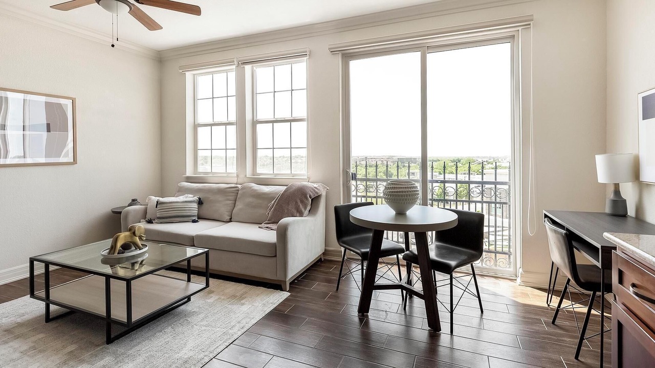 Photo of Livingroom in Overland Park
