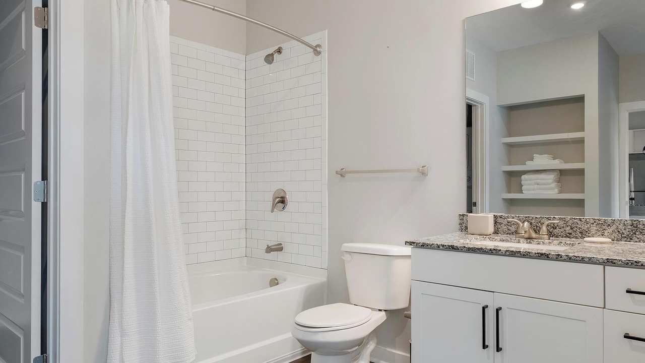 Photo of Bathroom in Mableton