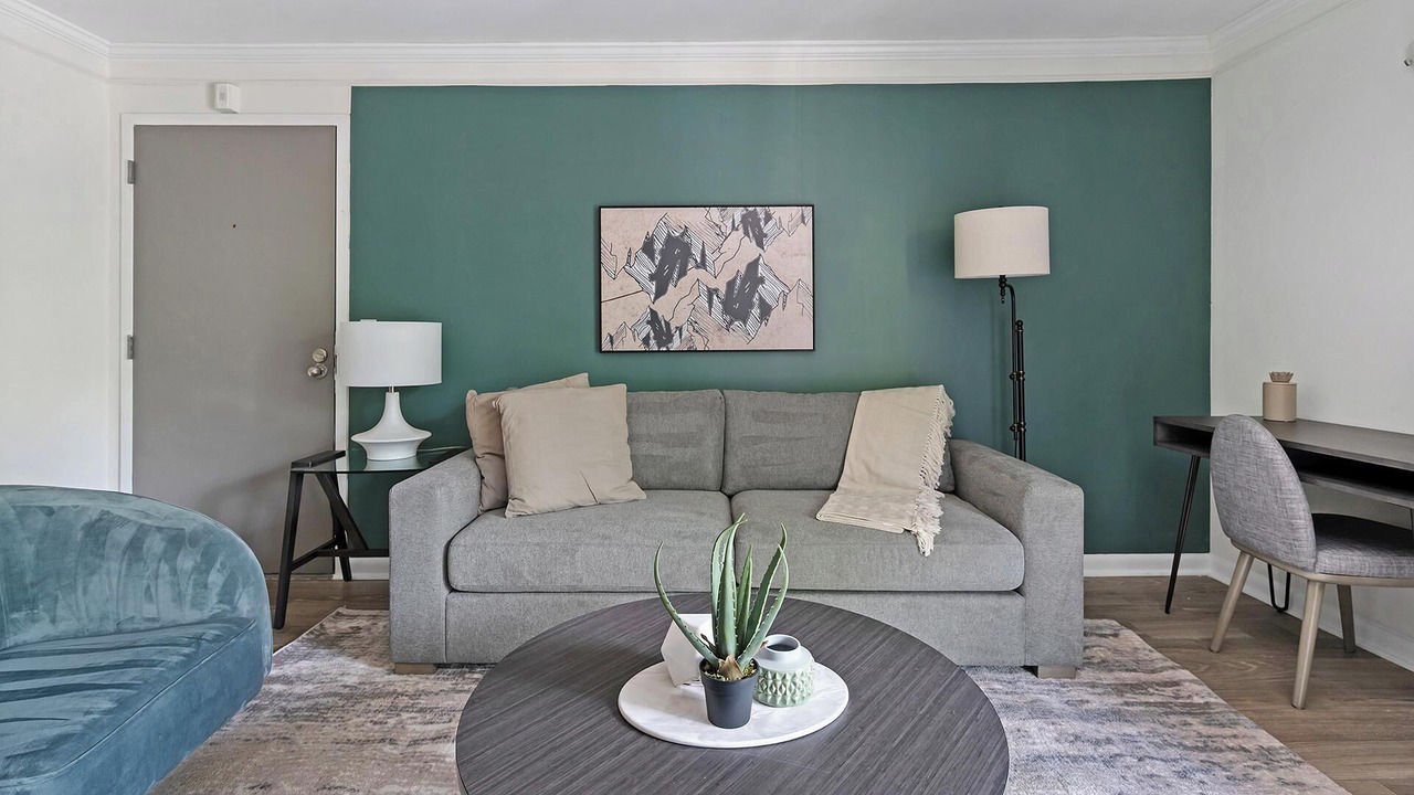 Photo of Livingroom in Green Hills